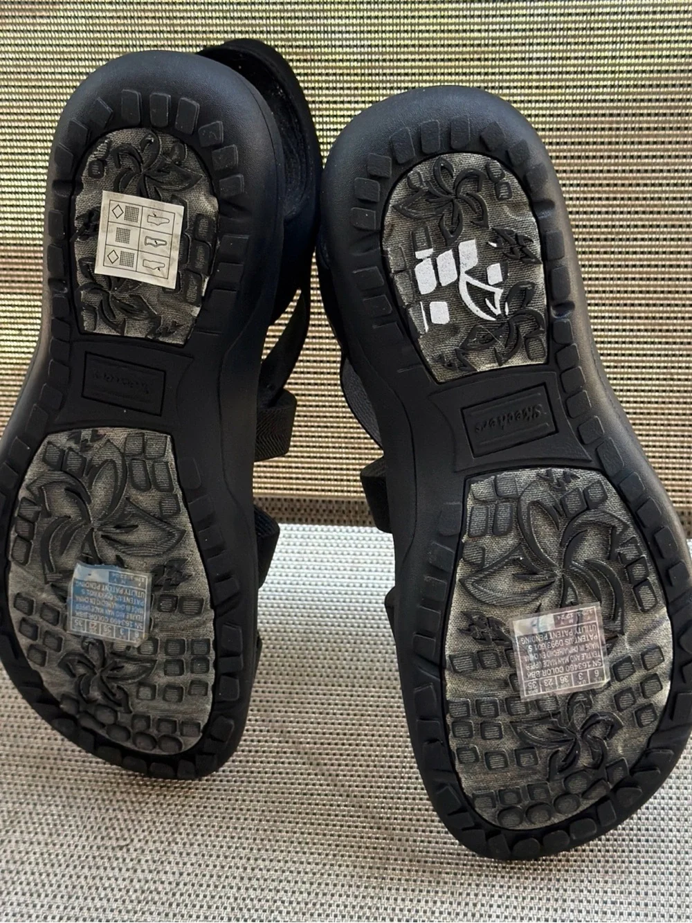Skechers Hands Free Slip-Ins Reggae Slim Stretch Flex Black Strappy Sandals
